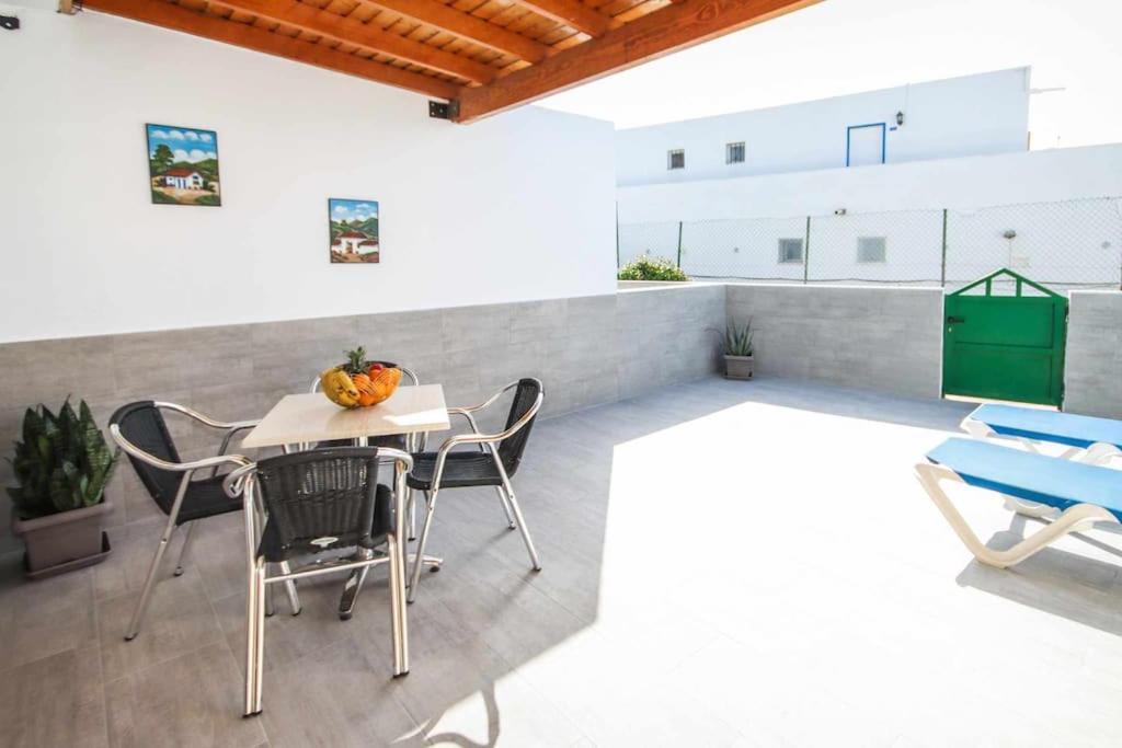Apartamento Luna Tías Eksteriør billede
